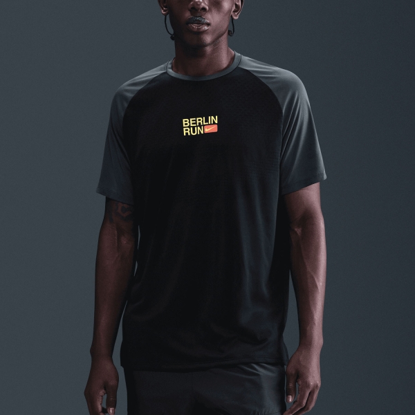 Men's Running T-Shirt Nike City Marathon TShirt  Black/Anthracite IH4069010